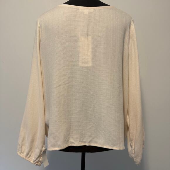 NWT Vetta Capsule Versatile Gathered Sleeve Wrap Top Cream Color Size XL - Picture 13 of 16